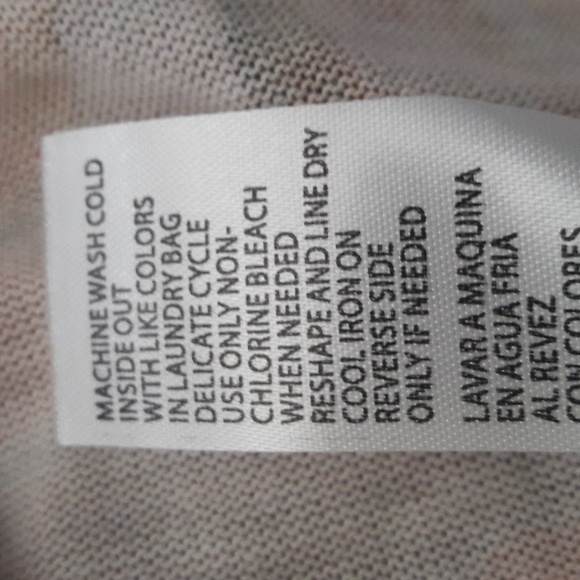 NWT "Democracy" Multicolor Floral V-Neck Women's Top Size 2X - Picture 5 of 5